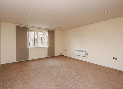 1 bedroom flat for sale - Piccadilly Heights, Wain Avenue, Chesterfield, Derbyshire, S41 - view 2