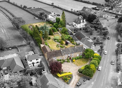 4 bedroom house for sale - St. Lawrence Road, North Wingfield, Chesterfield, Derbyshire, S42 - view 2