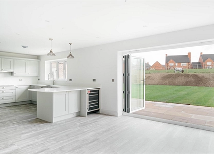 4 bedroom house for sale - Upper Croft, Lower Pilsley, Chesterfield, S45 - view 2