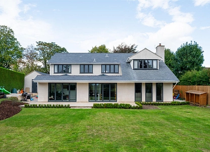 5 bedroom house for sale - Matlock Road, Walton, Chesterfield, Derbyshire, S42 - view 2