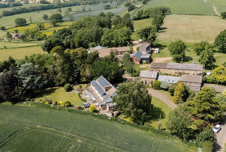 Handley Lane, Handley, Clay Cross, Chesterfield, S45 - Dales & Peaks
