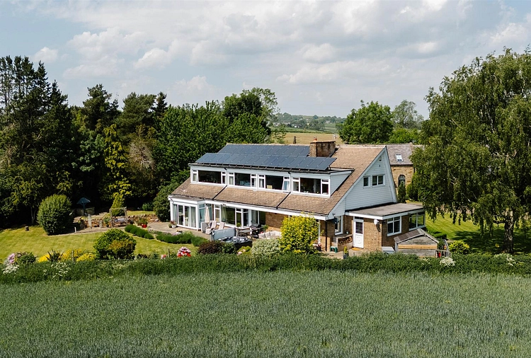 Handley Lane, Handley, Clay Cross, Chesterfield, S45 - Dales & Peaks