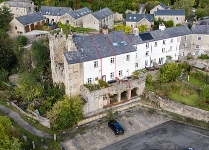4 bedroom house for sale - Cressbrook, Buxton, SK17 - the property quarter estate