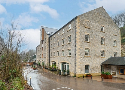 1 bedroom flat for sale - The Dale, Stoney Middleton, Hope Valley, S32 - the property quarter estate