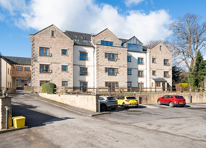 2 bedroom flat to rent - Holymoor Road, Holymoorside, Chesterfield, S42 - the property quarter estate