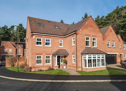 5 bedroom house for sale - Treeneuk Gardens, Chesterfield, Derbyshire, S40 - the property quarter estate