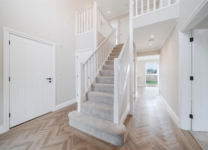 4 bedroom house for sale - Longedge Lane, Wingerworth, Chesterfield, S42 - view 2