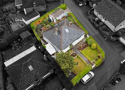 2 bedroom bungalow for sale - Darley House Estate, Hackney, Matlock, Derbyshire, DE4 - view 2