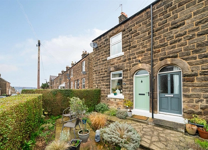 2 bedroom house for sale - Smedley Street, Matlock, Derbyshire, DE4 - the property quarter estate