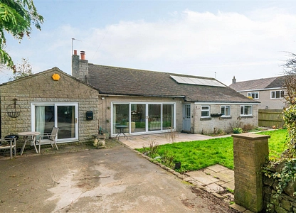 4 bedroom bungalow for sale - Station Road, Great Longstone, Bakewell, DE45 - the property quarter estate