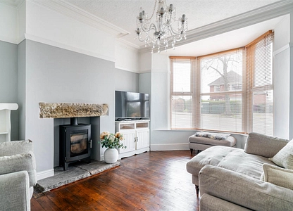 3 bedroom house for sale - Walton Road, Chesterfield, Derbyshire, S40 - view 2