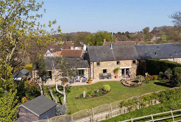 Walton Back Lane, Somersall, Chesterfield, Derbyshire, S42 - Dales & Peaks