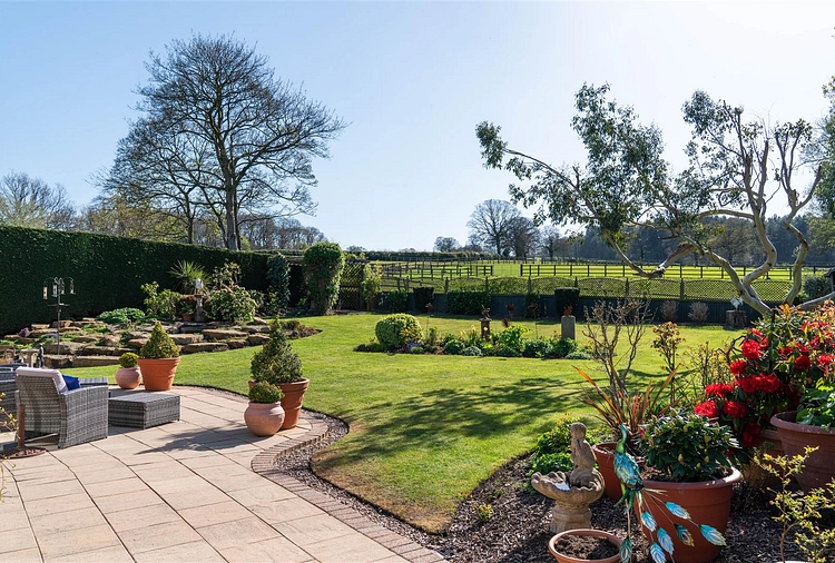 Walton Back Lane, Somersall, Chesterfield, Derbyshire, S42 - Dales & Peaks