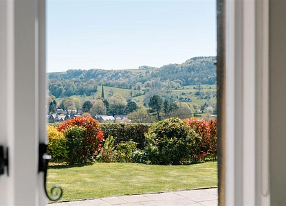 6 bedroom house for sale - Hill Road, Ashover, Chesterfield, S45 - view 2