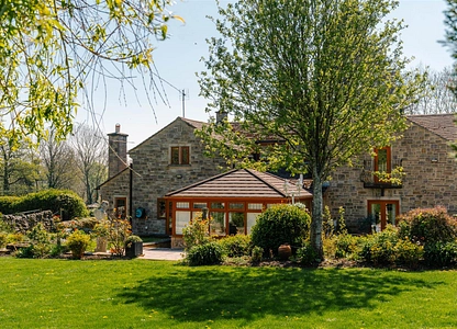 4 bedroom house for sale - Northedge Lane, Tupton, Chesterfield, Derbyshire, S42 - view 2