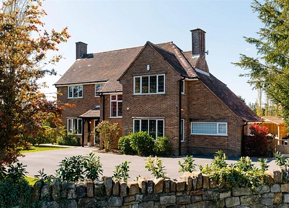 4 bedroom house for sale - Longedge Lane, Wingerworth, Chesterfield, Derbyshire, S42 - the property quarter estate