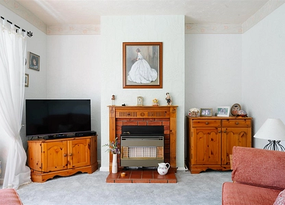3 bedroom house for sale - Thirlmere Road, Chesterfield, S41 - view 2