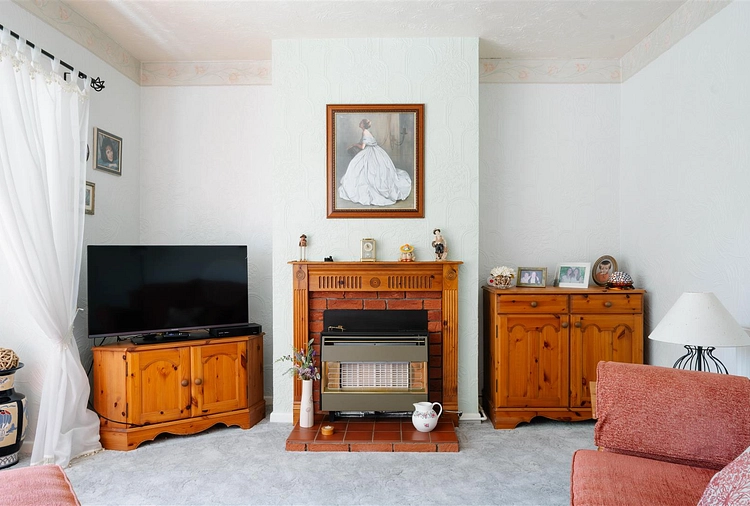 Thirlmere Road, Chesterfield, S41 - Dales & Peaks