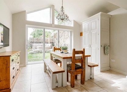 6 bedroom house for sale - 52 Bakewell Road, Matlock, DE4 - view 2