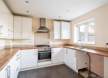 3 bedroom house for sale - Morledge, Matlock, Derbyshire, DE4 - view 2