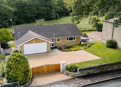 4 bedroom house for sale - New Road, Holymoorside, Chesterfield, Derbyshire, S42 - the property quarter estate
