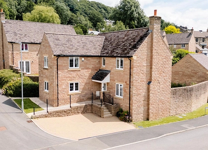 3 bedroom house for sale - Ashtree Close, Matlock, Derbyshire, DE4 - the property quarter estate