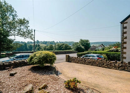 2 bedroom house for sale - Holymoor Road, Holymoorside, Chesterfield, S42 - view 2