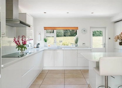 4 bedroom house for sale - Old Hackney Lane, Hackney, Matlock, Derbyshire, DE4 - view 2