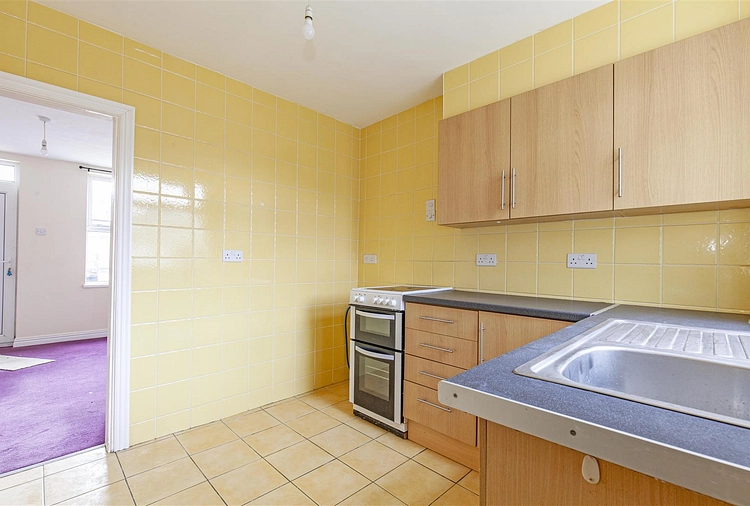 Brook Yard, Chatsworth Road, Chesterfield, Derbyshire, S40 - Dales & Peaks