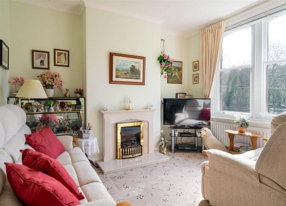 3 bedroom house for sale - Bakewell Road, Matlock, Derbyshire, DE4 - view 2