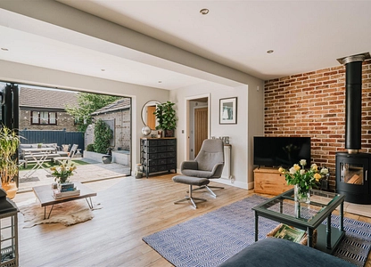 3 bedroom house for sale - Porteous Close, Two Dales, Matlock, Derbyshire, DE4 - view 2