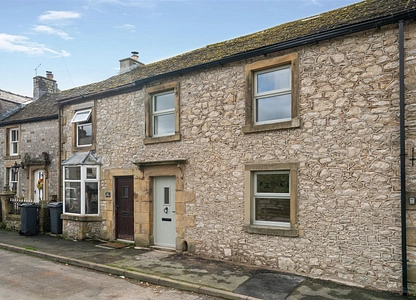 2 bedroom house to rent - Sherwood Road, Tideswell, Buxton, SK17 - the property quarter estate