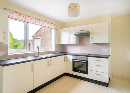 3 bedroom house to rent - Darley House Estate, Hackney, Matlock, Derbyshire, DE4 - view 2