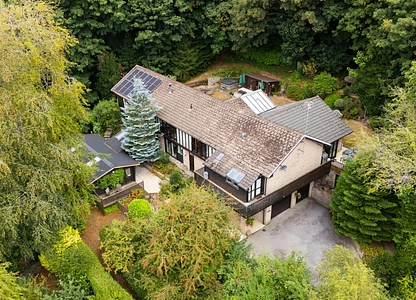 5 bedroom house for sale - Quarry Bank, Matlock, Derbyshire, DE4 - the property quarter estate