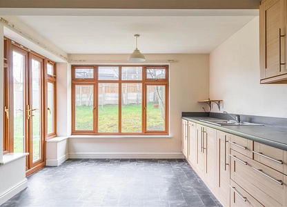 4 bedroom house for sale - Maple Close, South Normanton, Alfreton, Derbyshire, DE55 - view 2