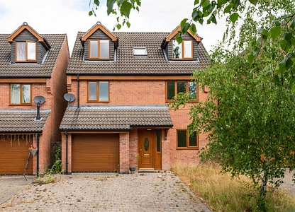 4 bedroom house for sale - Maple Close, South Normanton, Alfreton, Derbyshire, DE55 - the property quarter estate