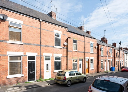 2 bedroom house to rent - John Street, Brampton, Chesterfield, Derbyshire, S40 - the property quarter estate