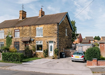 2 bedroom house for sale - Ashover Road, Old Tupton, Chesterfield, Derbyshire, S42 - the property quarter estate